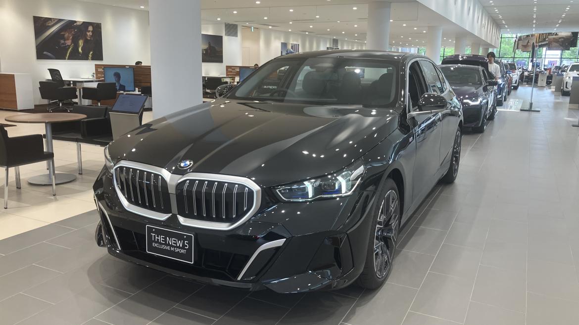 BMW 5シリーズ セダン ロング・ホイールベース