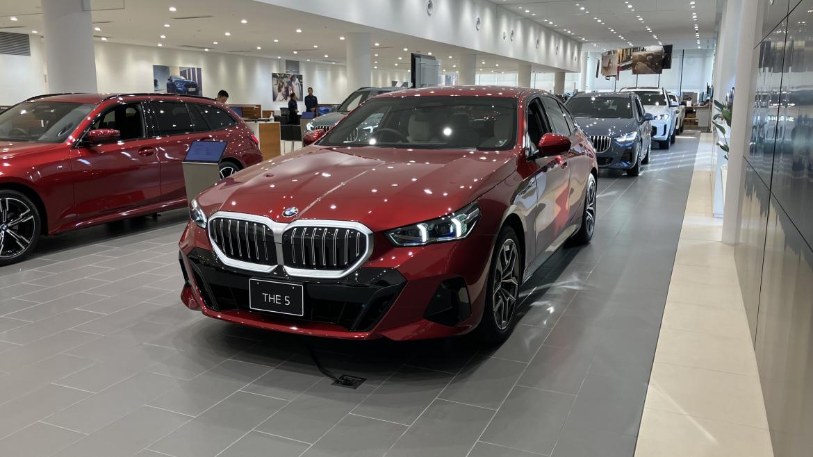 BMW 5シリーズ セダン