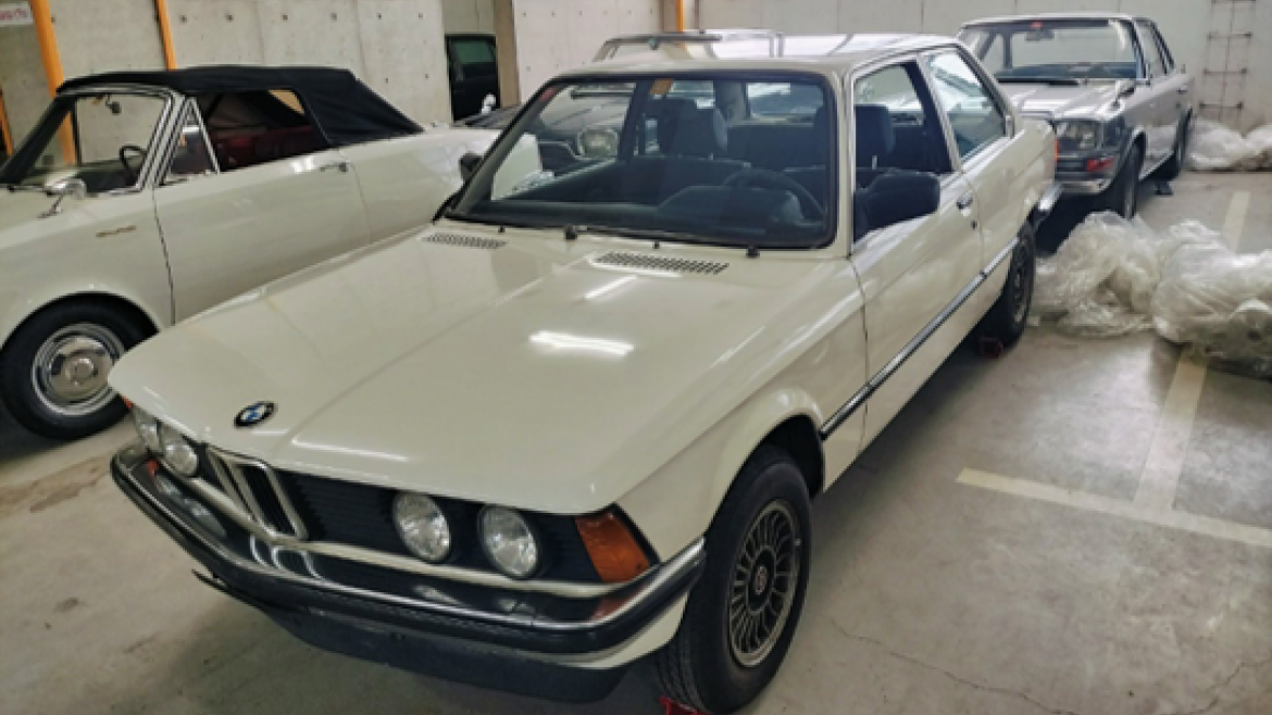 BMW 3シリーズ ヒストリーカー展示