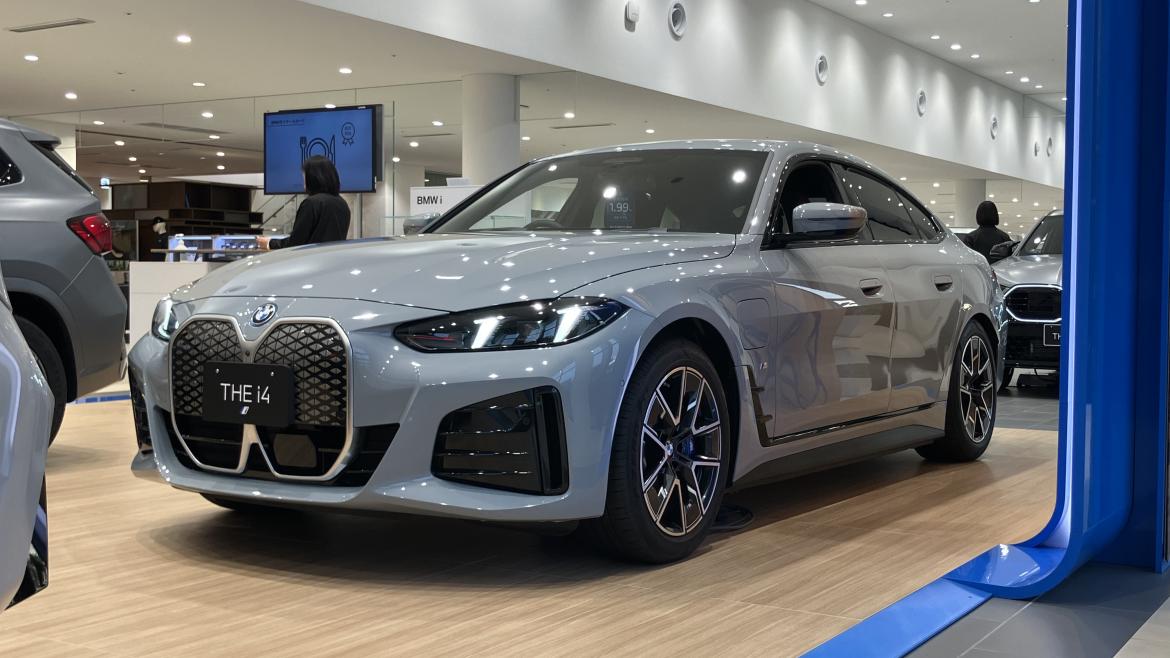 BMW i4