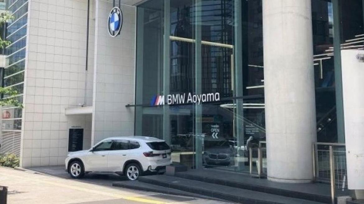 BMW 青山スクエア